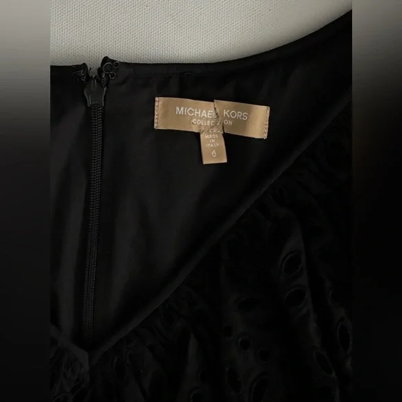 $2K Michael Kors Collection COTTON POPLIN PUFF-SLEEVE EYELET DRESS IN BLACK 6 - Picture 5 of 12